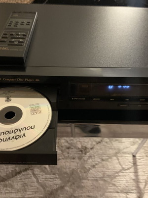 Teac PD-475 CD player μεταχειρισμένο με γνήσιο τηλεχειριστήριο