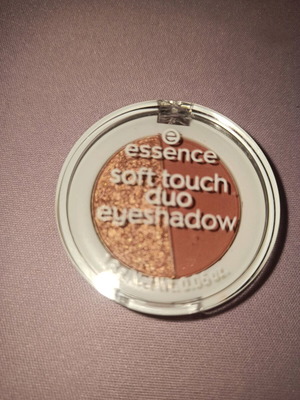 Essence double eyeshadow new