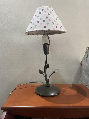 Table lamp portatif height 16cm like new