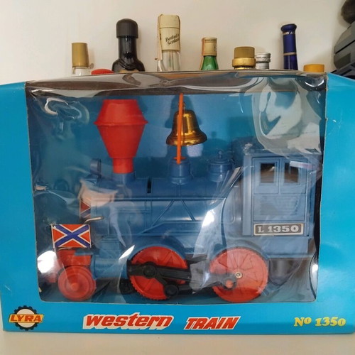 Western train Lyra new retro train