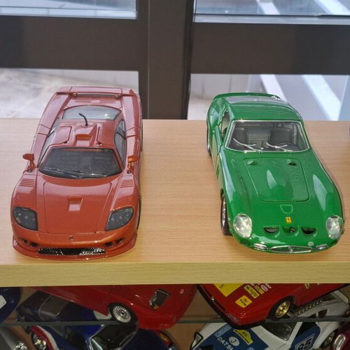Car model collection 1:24 scale, 54 pieces, metal