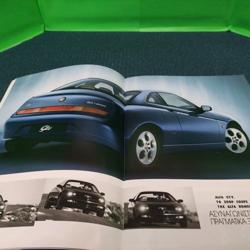 Alfa Romeo GT V official illustrated brochure like new