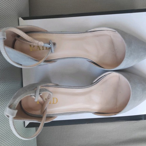 RAID suede gray pumps size 42 like new