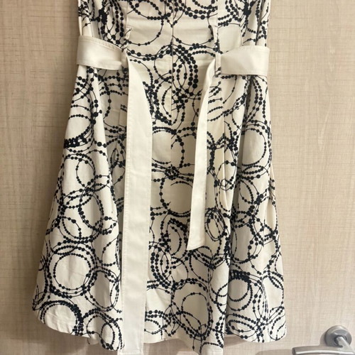 Ysatis high-waisted skirt with belt like new, size 3