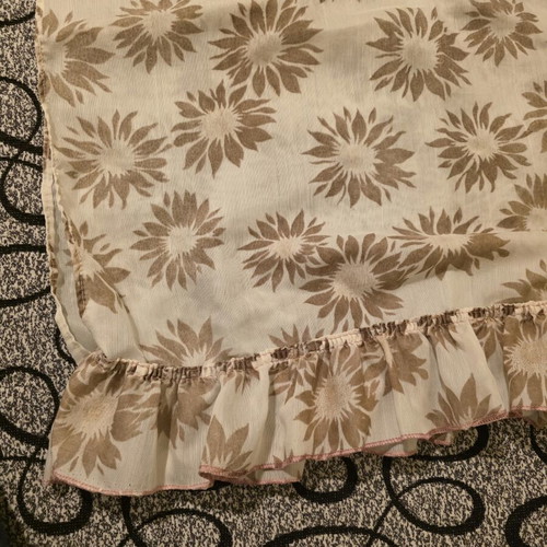 Vintage curtain beige with chrysanthemum pattern, like new