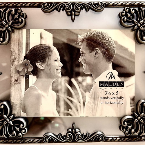 Picture Frames pack of 12 like new, vintage metal and decorative styles