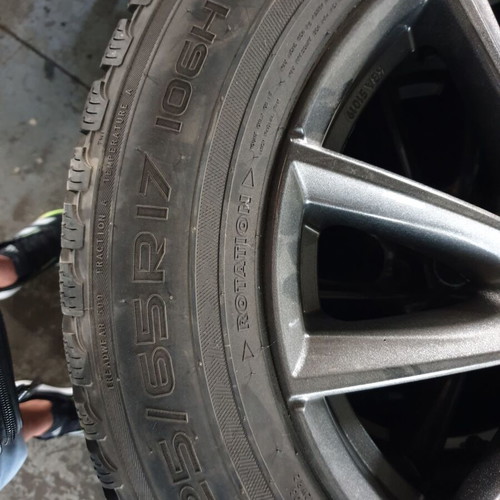 Nokian winter tire 225/65R17