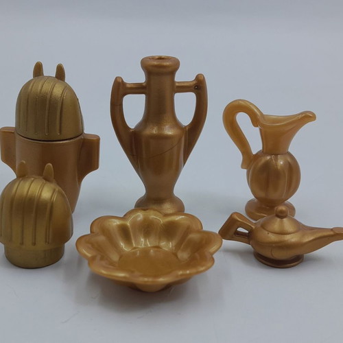 Playmobil set with gold Egyptian objects used