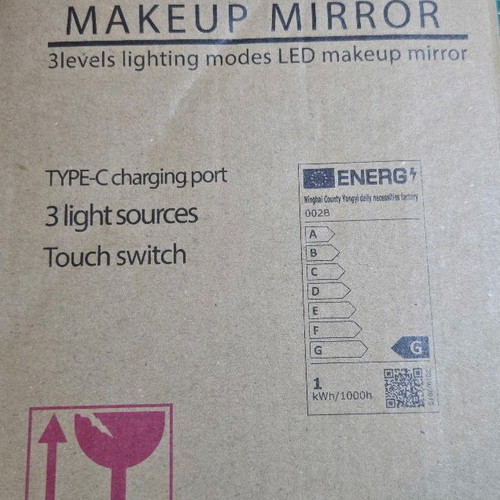 LED makeup mirror rechargeable USB-C with 3 lights 25x15 cm new