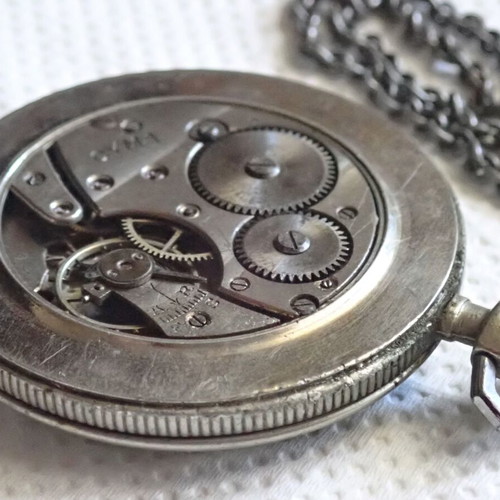 Cyma Swiss Pocket Watch 1930s used with chain and 6 stones