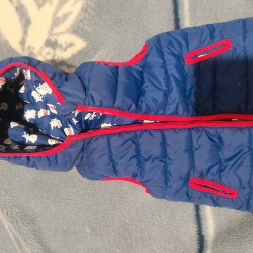 Reversible vest like new, 12-24 months