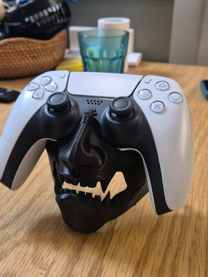 PS5 DualSense Ghost of Yotei Controller Stand new