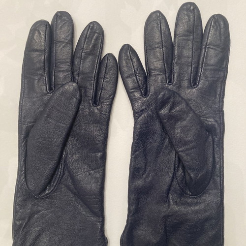 Leather blue gloves used, size M