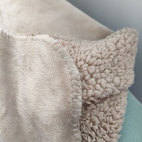 Fleece blankets set of 2 used, beige and pudra, 160x180 cm each