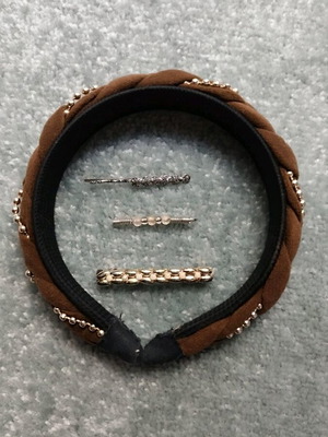 Hair accessories headband with braid and hairpins like new