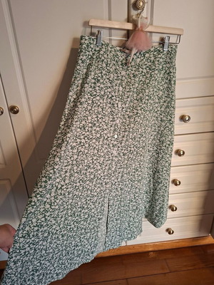 Shein floral midi maxi skirt green white