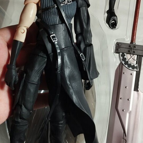 Final Fantasy 7 Advent Children Play Arts Figures Cloud