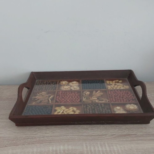 Wooden handmade tray like new, dimensions 28x34