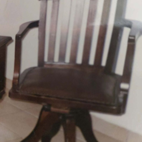 Antique desk and chair like new, solid walnut wood, leather top