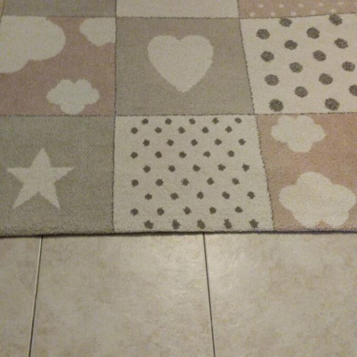 Children's rug like new with dimensions 1.30x1.70