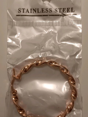 Stainless steel earrings new, gold-colored