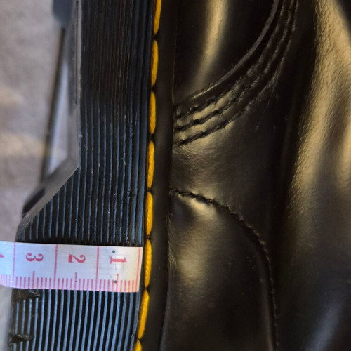 Dr. Martens boots size 37 like new, black
