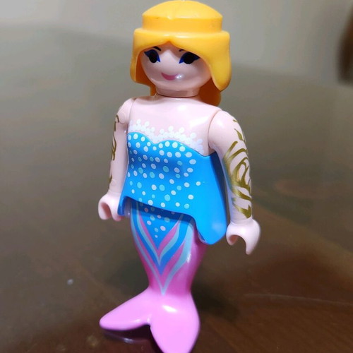 Playmobil Mermaid 1997 used with long blonde hair