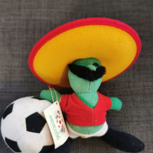 Mascot Mexico 1986 like new