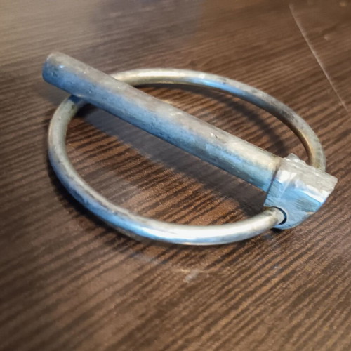 Safety pin, foldable for versatile use
