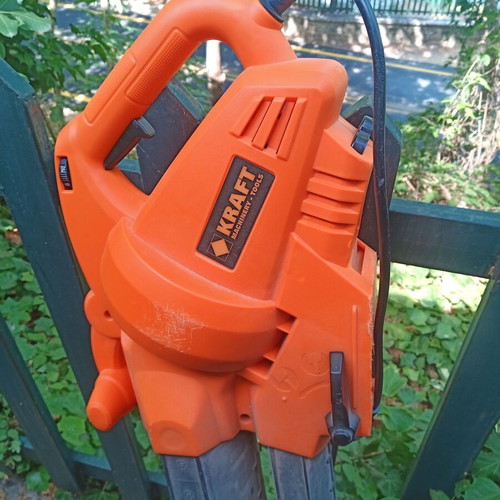 Kraft Handheld Blower Vacuum 3000W like new with intensity control