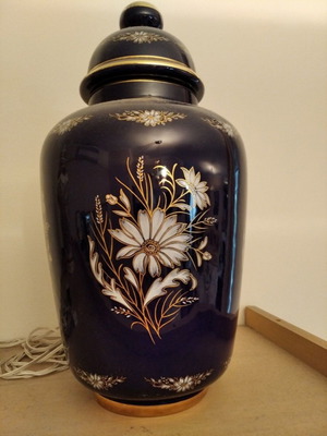 Decorative vase used with lid Italy 1978