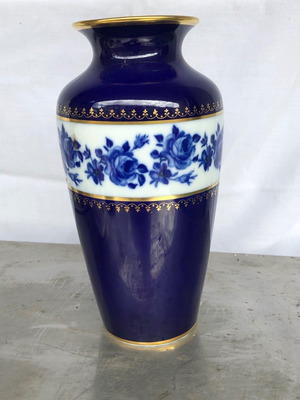 Royal Porzellan Bavaria KPM blue cobalt vase used 23 cm