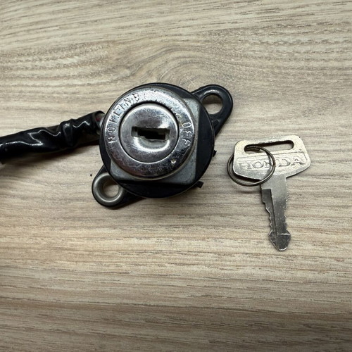Honda C50 6V ignition switch with original key
