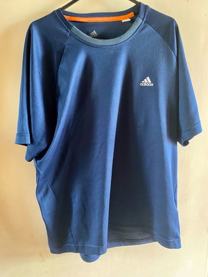 Κλιματική μπλούζα Adidas