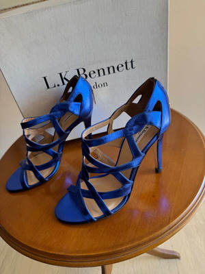 L.K. Bennett London pumps like new, metallic blue