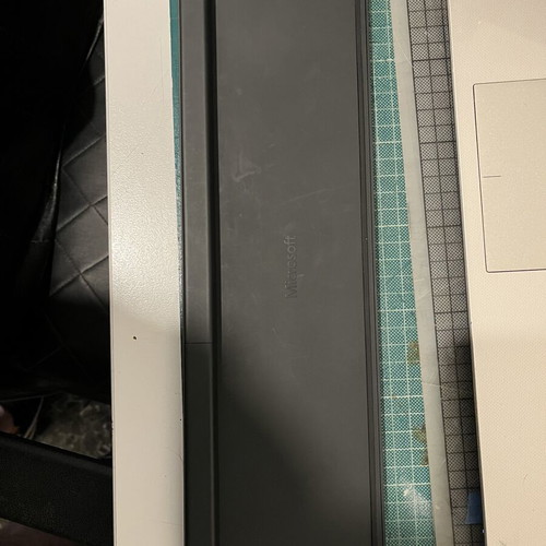 Microsoft Bluetooth Keyboard like new, compact design