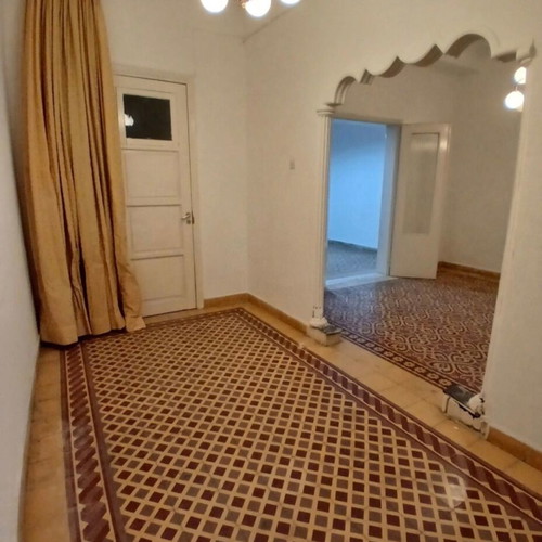 Ground floor apartment 88 sqm with yard and storage in Agia Sofia Piraeus