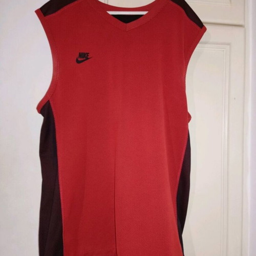 Oldschool Nike Basketball Jersey large, like new, double-sided