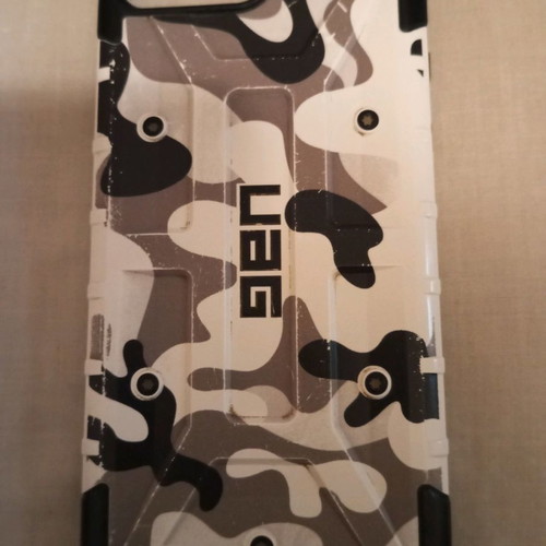 UAG case for iPhone 7, 8 Plus used with minor side damage