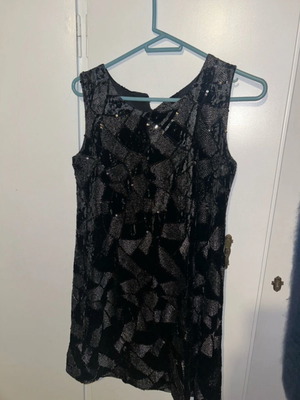 Cocktail short dress with shiny gemstones size M like new, black and silver