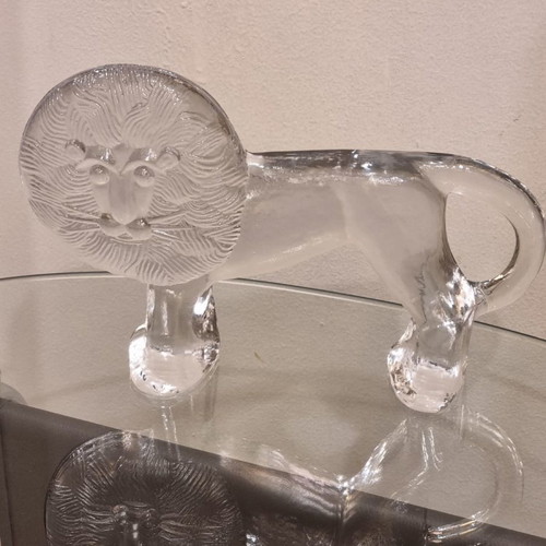 Glass lion table sculpture Bertil Vallien for Kosta Boda like new
