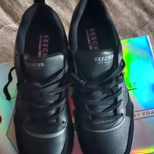 Skechers Street Los Angeles Size 39 like new, black sneakers with memory foam