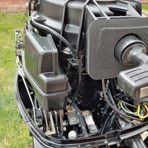 Mercury 9.9 HP outboard engine, 4-stroke, short shaft