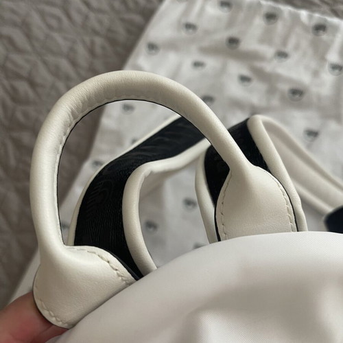 Chiara Ferragni Flirting Backpack like new, white