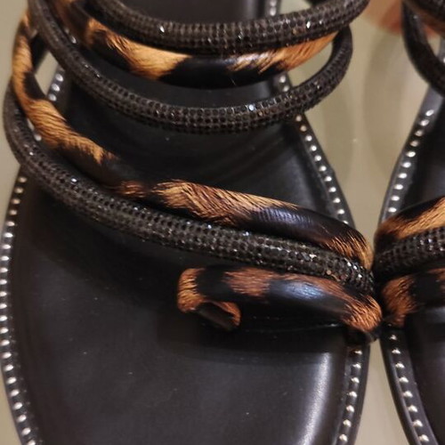 Flat sandals size 39 with black and leopard details like new