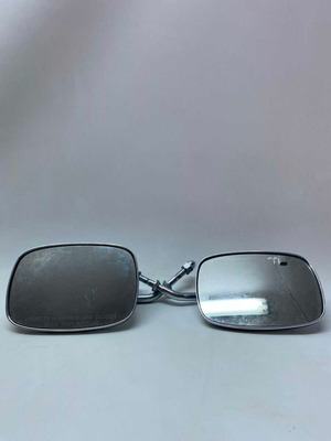 Harley Division 10x22 mirror set of 2 used, right one cracked