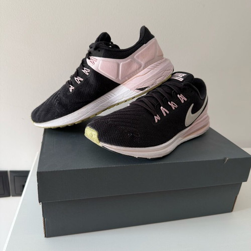 Nike Air Zoom Structure 22 athletic shoes used, size 38