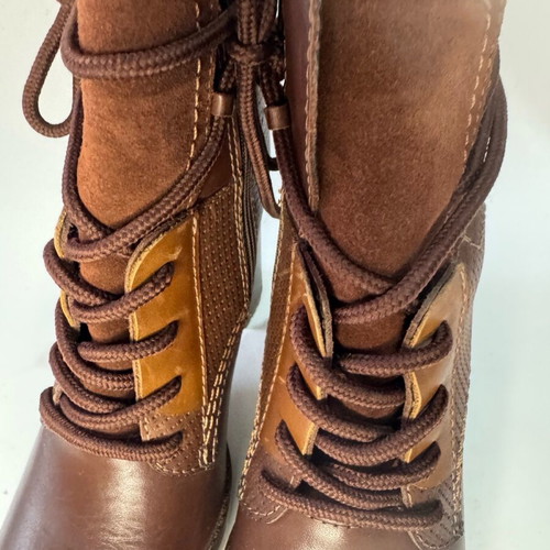 Leather ankle boots brown like new with suede details