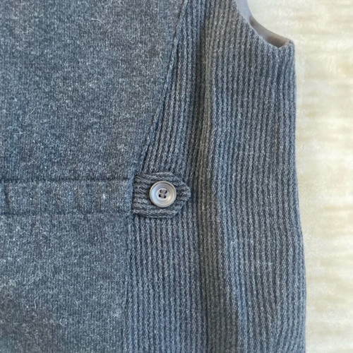 New Boxer wool vest M like new, black and gray