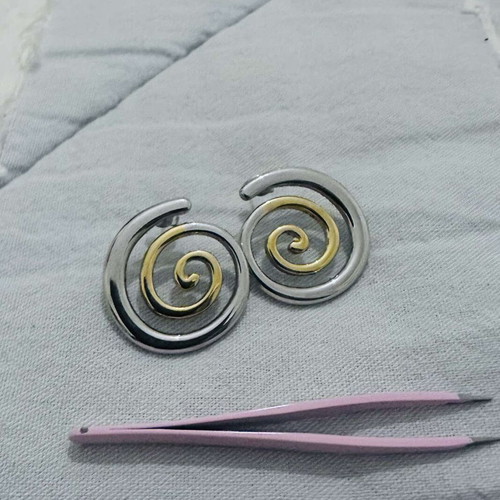 Handmade stainless steel earrings like new, two-tone Italian